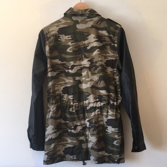 LOVE CULTURE - army coat with faux leather sleeves - Picture 2 of 6